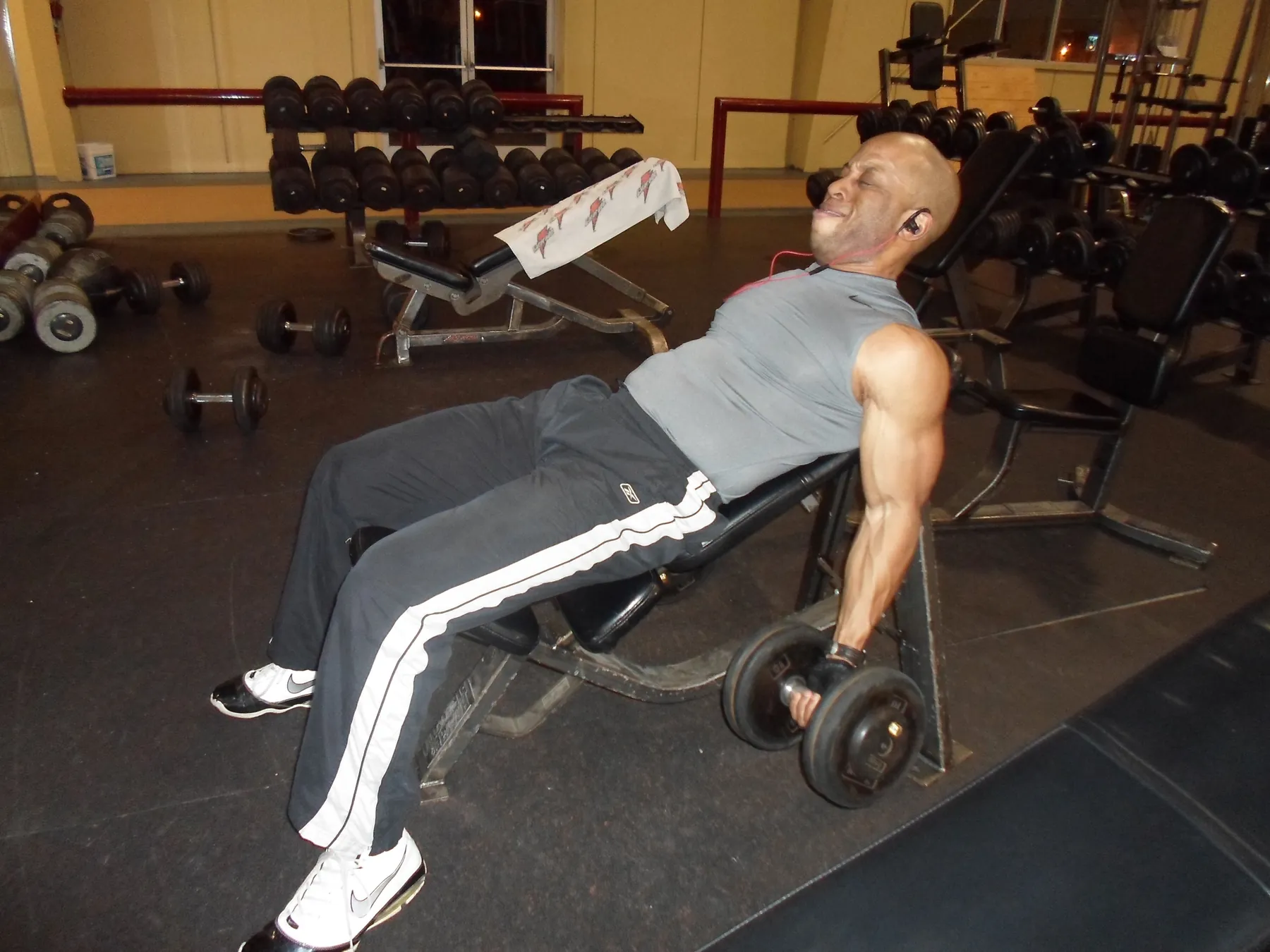 Body Nova coach training in the gym